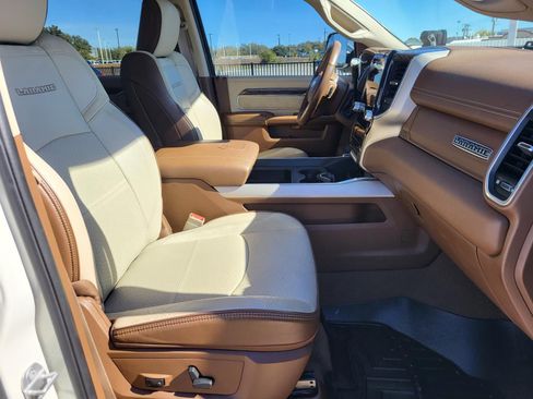 Used 2021 RAM 3500 Laramie image 17