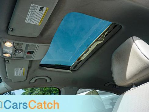 Used 2018 Volkswagen Passat 2.0T SE image 19