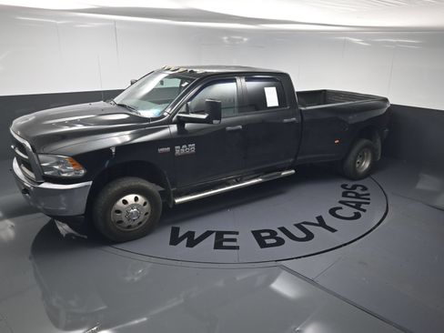 Used 2017 RAM 3500 Tradesman w/ Chrome Appearance Group AWD/4WD image 20