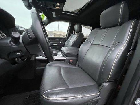 Used 2017 RAM 1500 Limited image 12