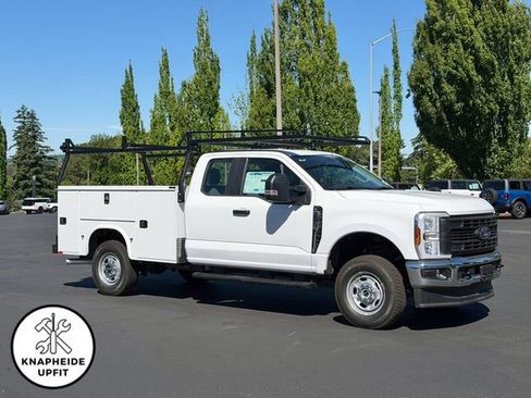 New 2026 Ford F250 XL w/ XL Chrome Package AWD/4WD image 2