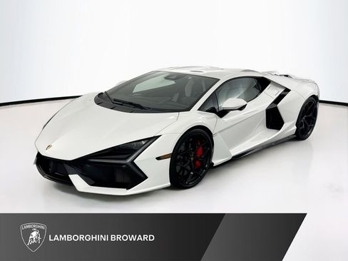 Used 2024 Lamborghini Revuelto image 1