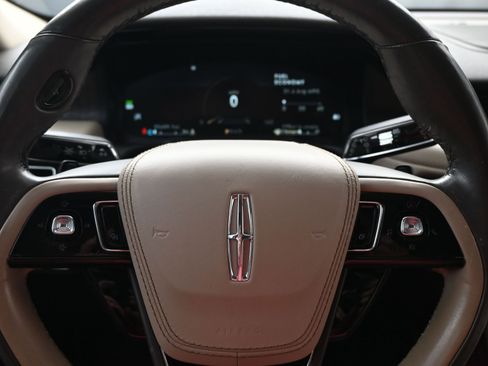 Used 2022 Lincoln Aviator Reserve w/ Equipment Group 201A image 20