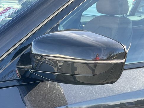 Used 2023 BMW 540i w/ M Sport Package image 32