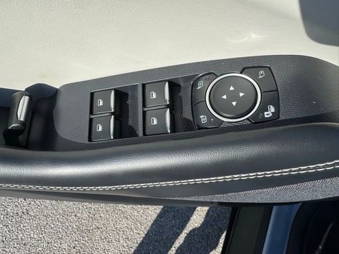 Used 2025 Ford Mustang Mach-E Premium image 12