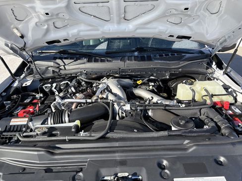 Used 2020 Ford F350 Platinum image 6
