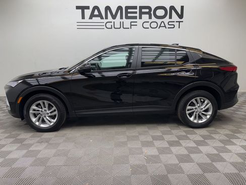 New 2026 Buick Envista Preferred w/ Convenience I Package FWD image 2