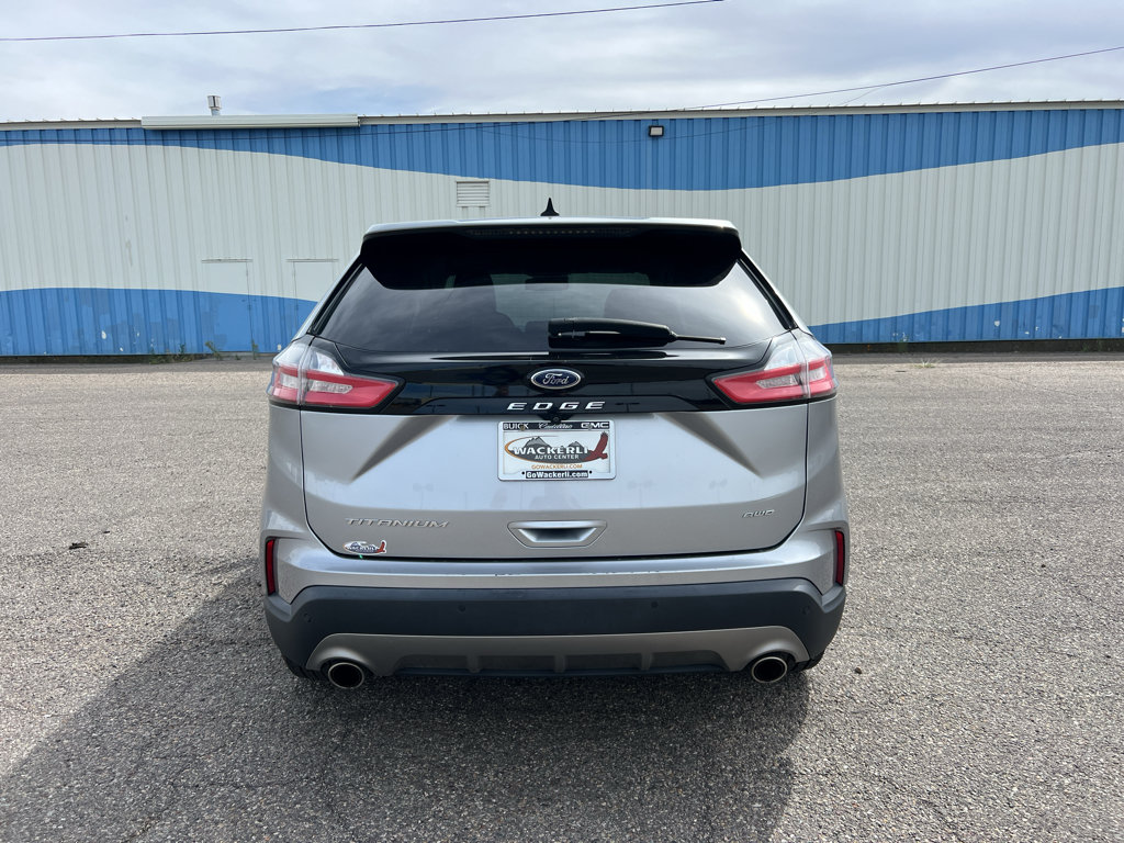 Used 2022 Ford Edge Titanium w/ Equipment Group 301A AWD/4WD image 15