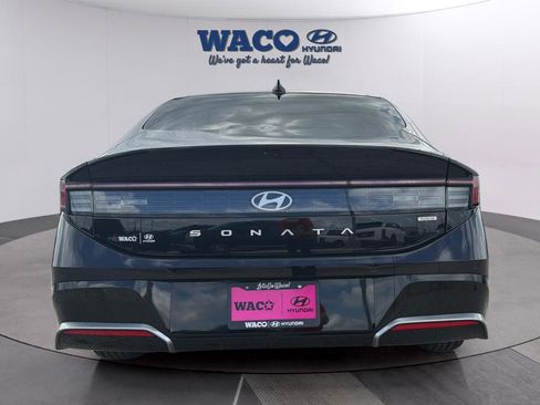 Used 2025 Hyundai Sonata Limited image 9