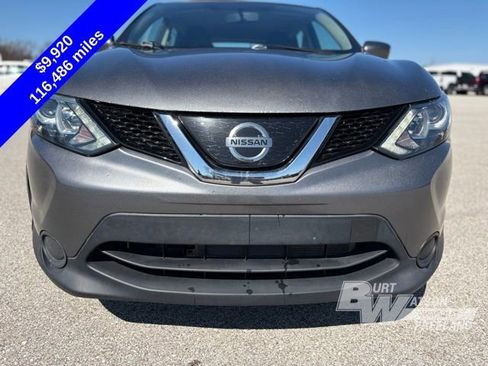 Used 2019 Nissan Rogue Sport S image 10