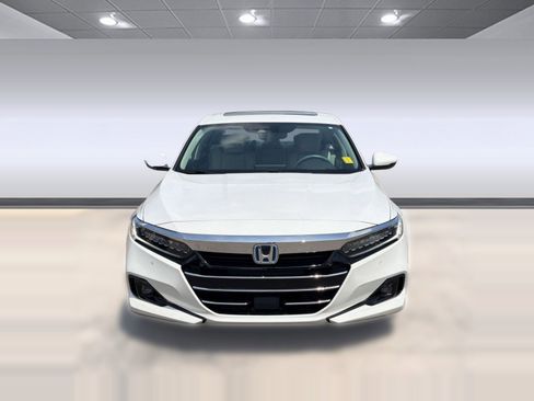 Used 2022 Honda Accord Touring image 6