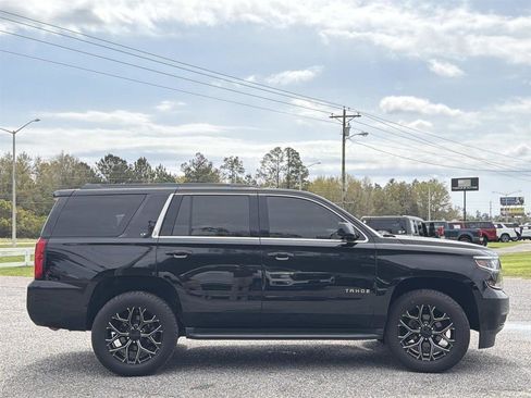 Used 2018 Chevrolet Tahoe LT image 5