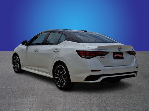 Used 2025 Nissan Sentra SR FWD image 6