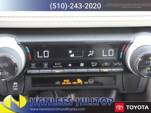 Used 2025 Toyota RAV4 XLE AWD/4WD image 23