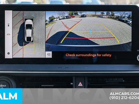 Used 2024 Toyota Prius Prime Premium w/ Advanced Technology Package FWD image 30