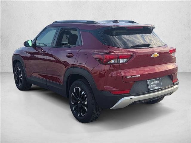 Used 2023 Chevrolet TrailBlazer LT FWD image 7