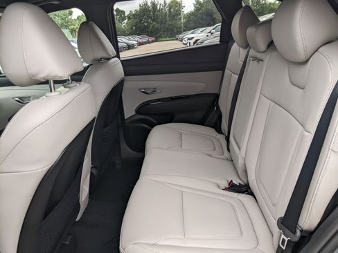 New 2025 Hyundai Tucson Limited image 13
