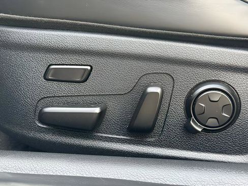 Used 2021 Kia Stinger GT2 image 17