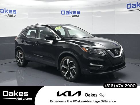 Used 2022 Nissan Rogue Sport SL AWD/4WD image 1