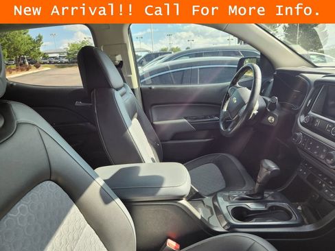 Used 2019 Chevrolet Colorado Z71 AWD/4WD image 10