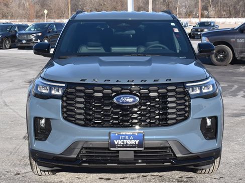 New 2026 Ford Explorer ST-Line AWD/4WD image 24