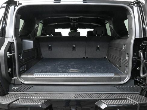 New 2025 GMC Hummer EV 3X w/ LPO, Illumination Package image 20