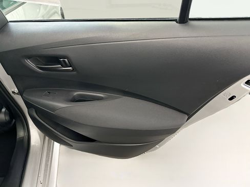 Used 2024 Toyota Corolla LE image 31