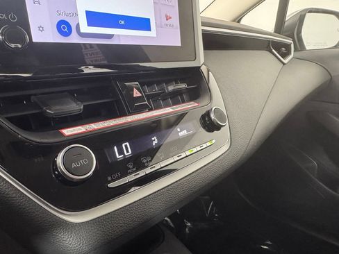 Used 2025 Toyota Corolla LE w/ Convenience Package FWD image 26