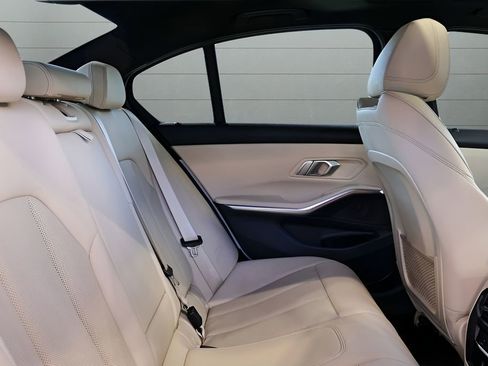 Used 2022 BMW 330i xDrive Sedan w/ Driving Assistance Package AWD/4WD image 65