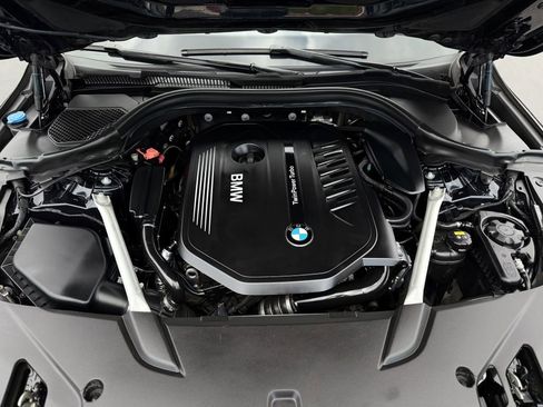 Used 2018 BMW 640i Gran Turismo xDrive w/ M Sport Package AWD/4WD image 29