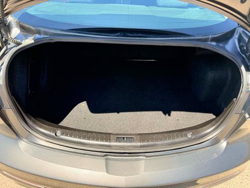 Used 2013 MAZDA MAZDA3 i Touring FWD image 11