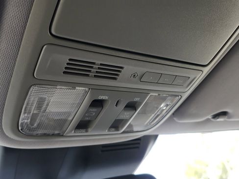 Used 2017 Honda CR-V EX-L image 33