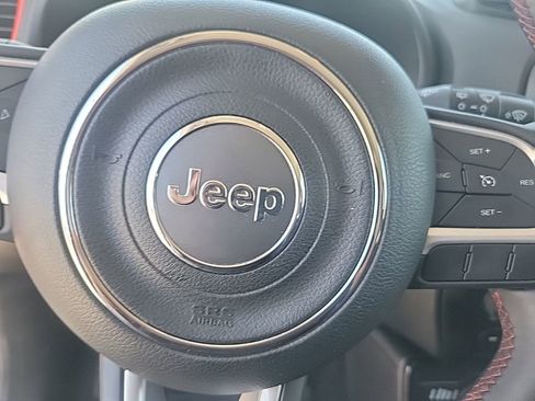Used 2023 Jeep Renegade Trailhawk AWD/4WD image 24