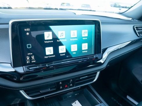 New 2026 Volkswagen Atlas Cross Sport SEL R-Line image 20