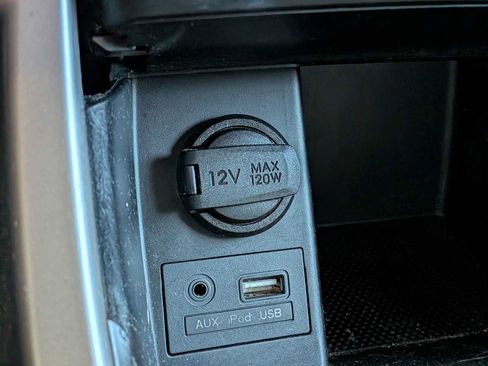 Used 2015 Hyundai Elantra SE image 26