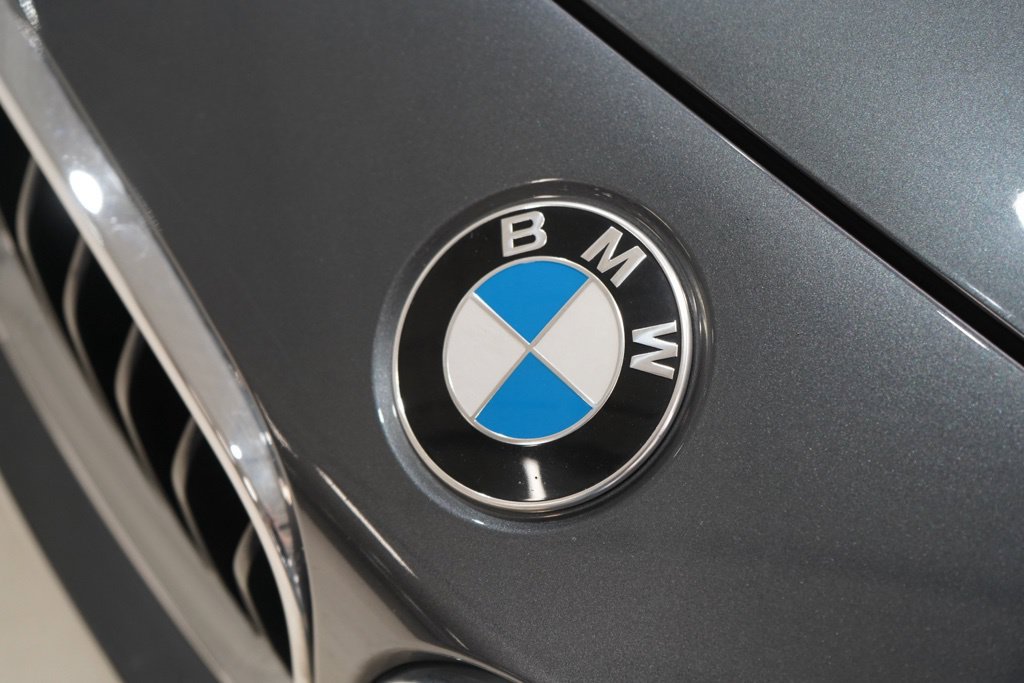 Used 2016 BMW M235i xDrive Coupe AWD/4WD image 9