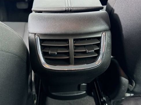 Used 2019 Chevrolet Malibu LT FWD image 25