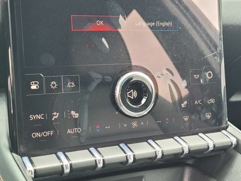 New 2026 GMC Terrain AT4 w/ Technology Package II AWD/4WD image 16