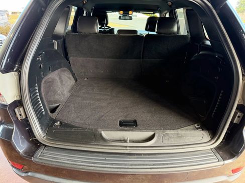 Used 2015 Jeep Grand Cherokee Laredo w/ Quick Order Package 23E image 23