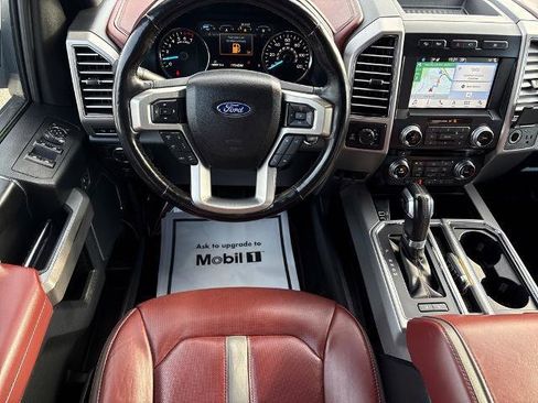 Used 2018 Ford F150 Platinum w/ Equipment Group 701A Luxury image 6