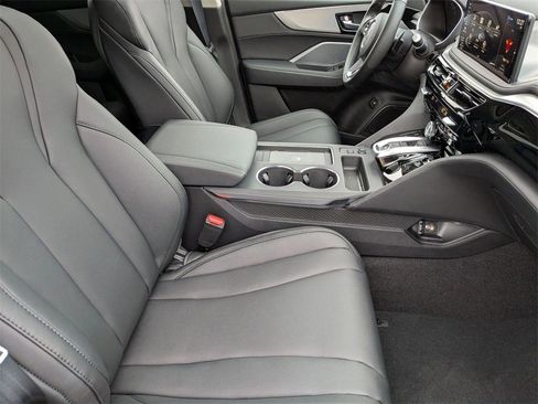 New 2026 Acura MDX SH-AWD image 31