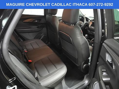 Used 2023 Chevrolet TrailBlazer RS AWD/4WD image 17