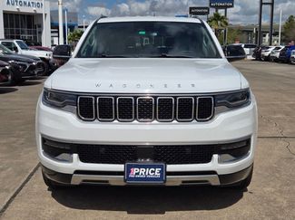 Used 2024 Jeep Wagoneer L Series III w/ Flexible Seating Group video 2