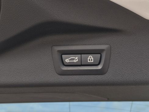 Certified 2022 BMW X7 xDrive40i w/ Premium Package image 10