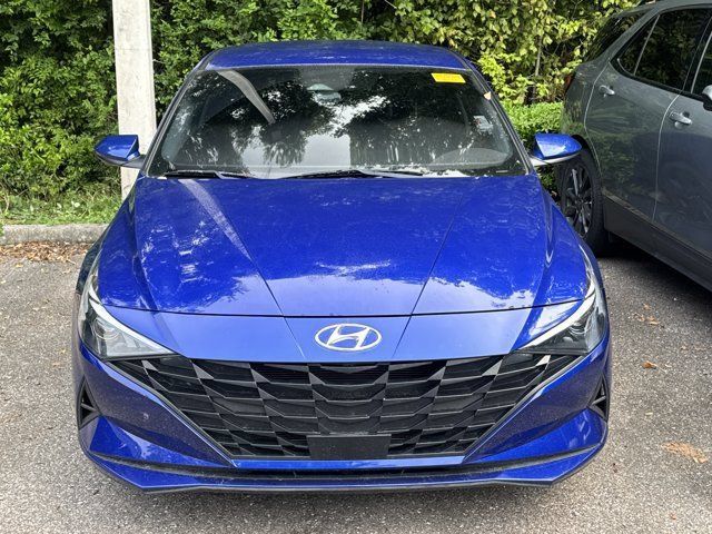 Used 2021 Hyundai Elantra SEL w/ Convenience Package FWD image 11