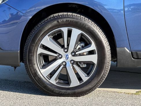 Used 2019 Subaru Outback 2.5i Limited AWD/4WD image 26