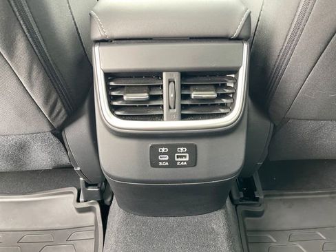 Used 2025 Subaru Outback Premium w/ Popular Package #1A image 23