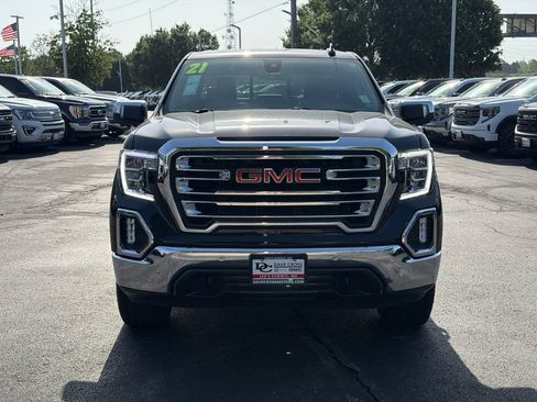 Used 2021 GMC Sierra 1500 SLT AWD/4WD image 2