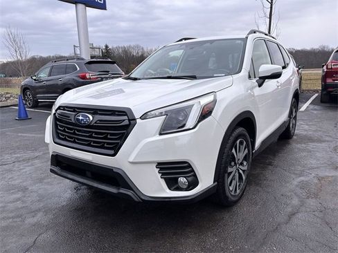 Used 2022 Subaru Forester Limited image 5