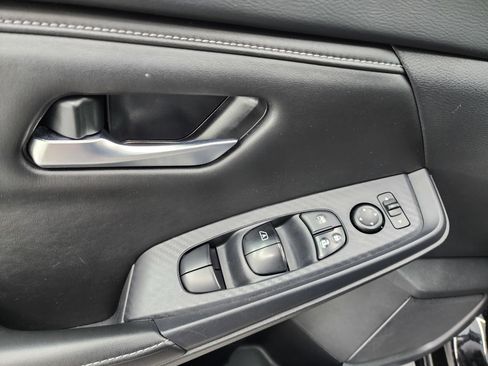 Used 2023 Nissan Sentra SV image 37